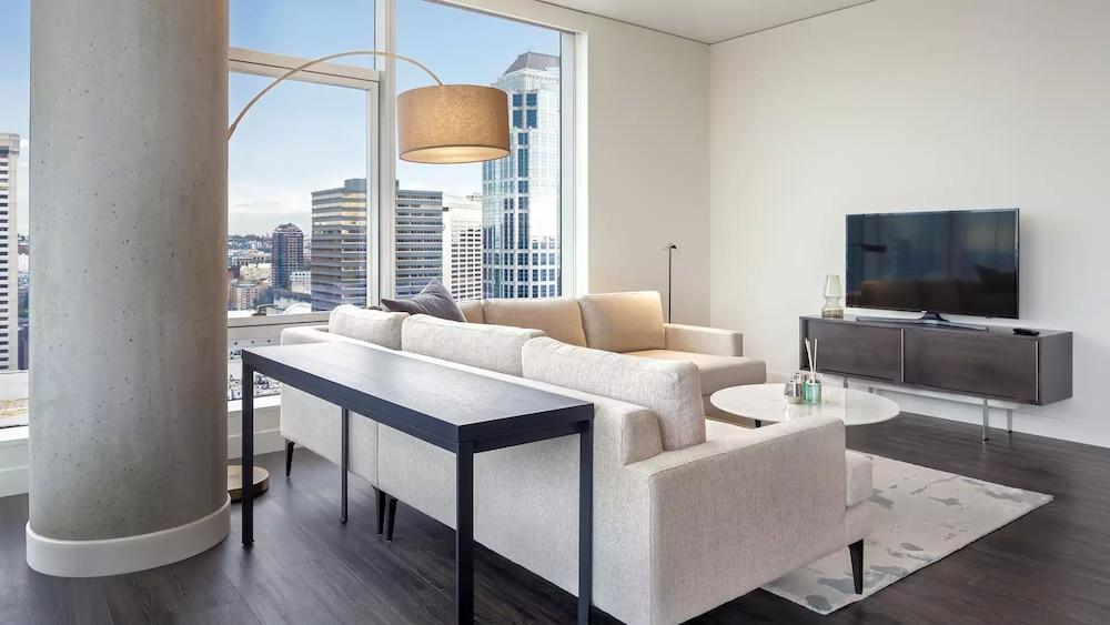 Domicile At Helios Apartment Seattle